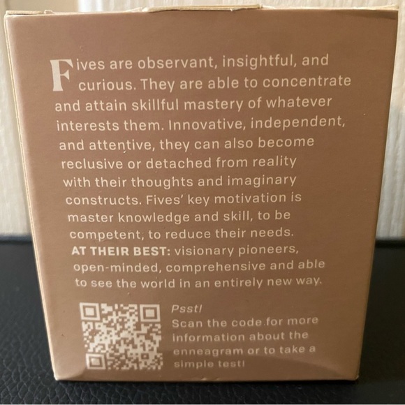 Enneagram 5 scented candle - Picture 3 of 5